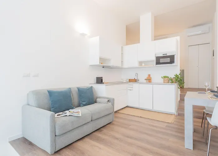 A Step From The Dome By Rent Appartement