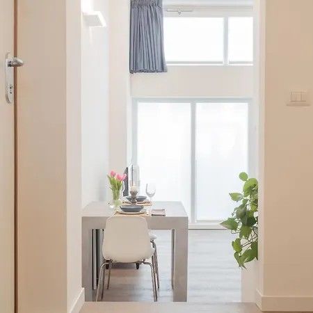 Apartman A Step From The Dome By Rent Como