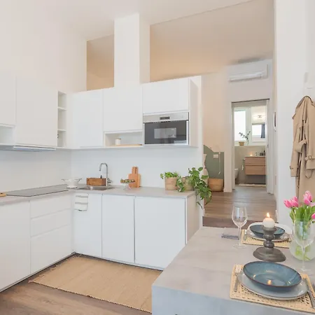 Apartman A Step From The Dome By Rent Como