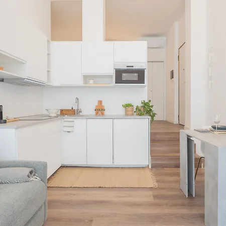 A Step From The Dome By Rent Apartman *